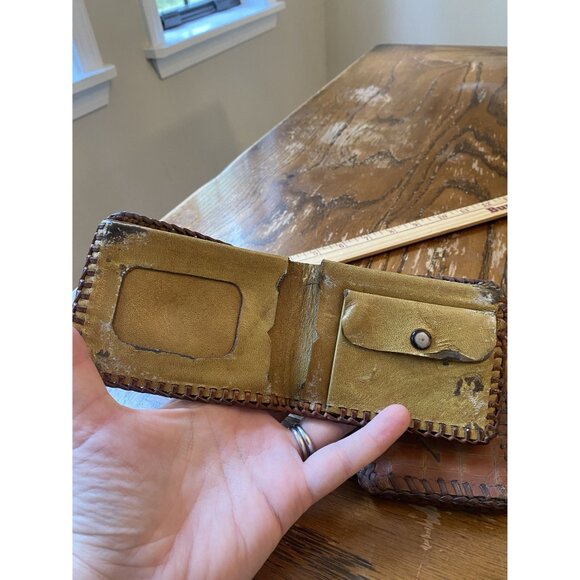 Set Of Two Custom Handcrafted Vintage Leather Wallets - Picture 5 of 8